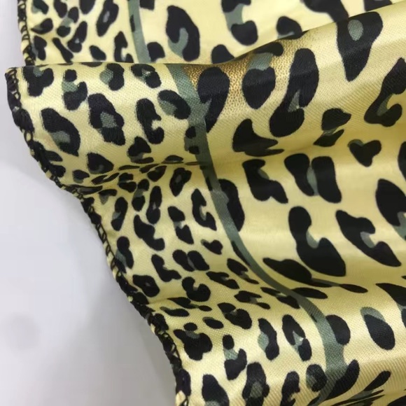 Cheetah Print Satin Headscarf Bandana Scarf - Picture 4 of 5